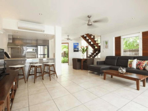 6 Templemoon - Accommodation Sunshine Coast 4