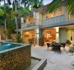 Garden Villa on Murphy - Accommodation Sunshine Coast