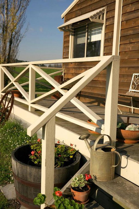 Little Lake Cottage - Accommodation Sunshine Coast 3