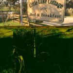 Little Lake Cottage - Accommodation Sunshine Coast 0