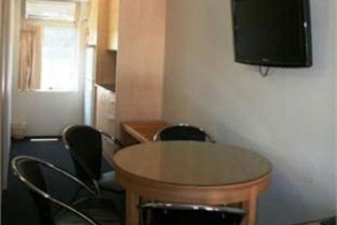 Queensgate Motel - Accommodation Sunshine Coast 3