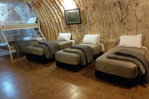 Zen Underground B & B - Accommodation Sunshine Coast 4