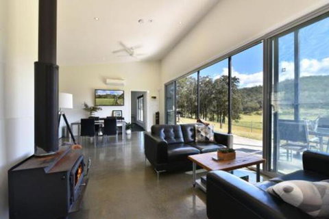 Valle Laguna - Accommodation Sunshine Coast 0