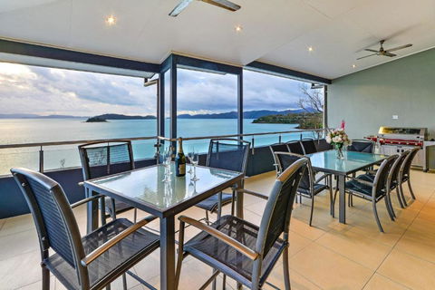 Villa 12 The Edge On Hamilton Island - Accommodation Sunshine Coast 6