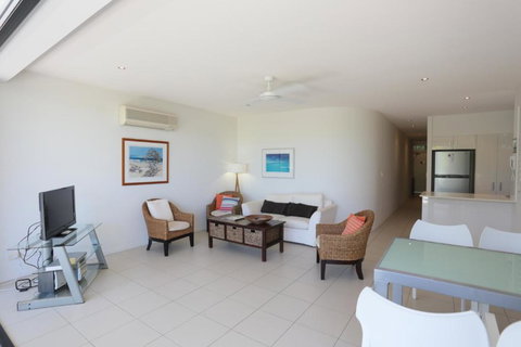 Delightful Family Apartment In Modern Complex - Accommodation Sunshine Coast 6