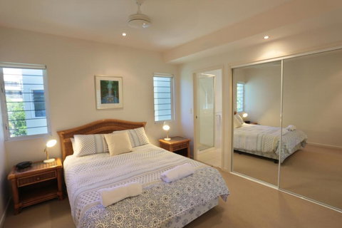 Delightful Family Apartment In Modern Complex - Accommodation Sunshine Coast 1