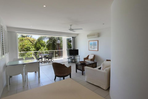 Delightful Family Apartment In Modern Complex - Accommodation Sunshine Coast 4