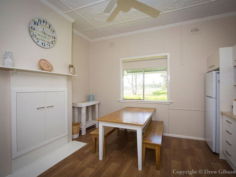 Wine Country Cottage Located Right At The Hunter Valley Gateway Close To Everything - Accommodation Sunshine Coast 1