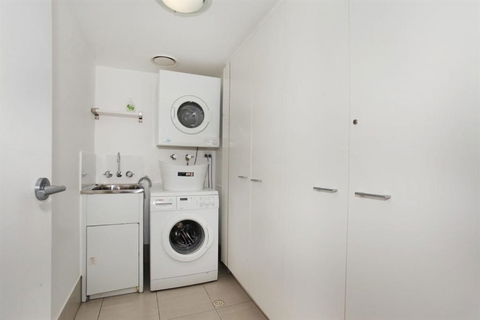 Unit 2 Point Break Apartments 1 3 Point Arkwright Linen Incl - Accommodation Sunshine Coast 1