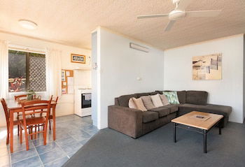 Yamba Towers 2 - Accommodation Sunshine Coast 6