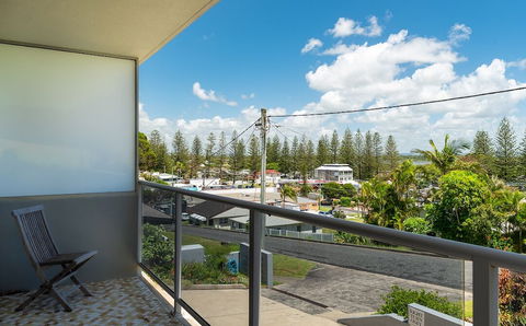 Yamba Towers 2 - Accommodation Sunshine Coast 5