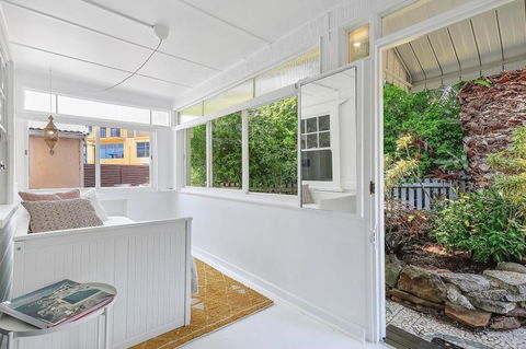 Sail On In Boatshed - Accommodation Sunshine Coast 4