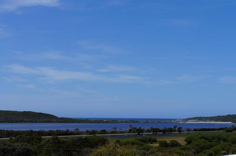 Eagles Nest Ocean Lookout - Accommodation Sunshine Coast 1