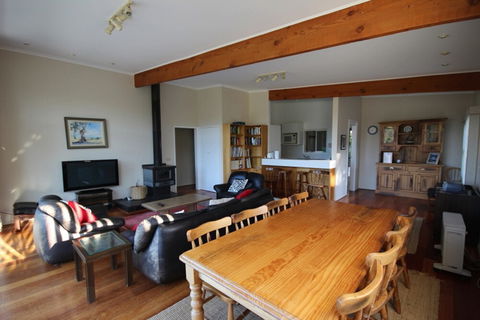 Fairways Close - Accommodation Sunshine Coast 0