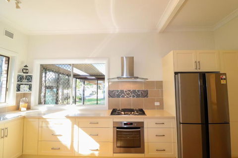 A Reflection On The Lake - Accommodation Sunshine Coast 2