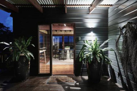Eastern Rise Main House - Accommodation Sunshine Coast 3