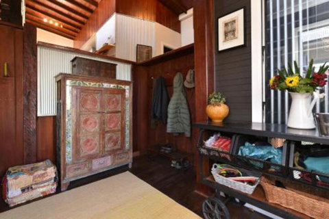 Millfield Eco Lodge With Views & Inside / Outside Hangouts - Accommodation Sunshine Coast 4
