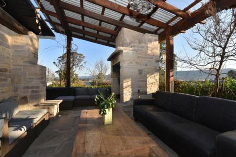 Millfield Eco Lodge With Views & Inside / Outside Hangouts - Accommodation Sunshine Coast 6