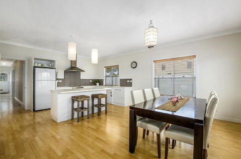 Zaahira House - Accommodation Sunshine Coast 2