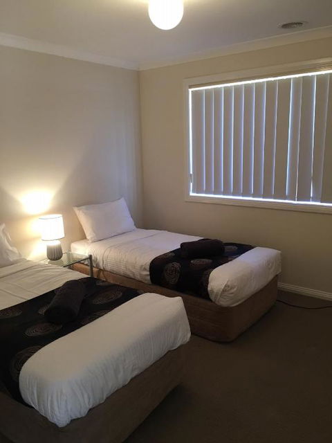 Melton Apartments - Accommodation Sunshine Coast 1