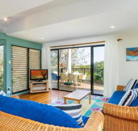 Straddie Beach House 3 - Accommodation Sunshine Coast