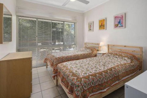 Los Nidos Unit 1 - Accommodation Sunshine Coast 2