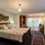 Land Of Lost Treasure - Accommodation Sunshine Coast 0