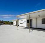 Rocks Retreat Cabin Dolphin - Accommodation Sunshine Coast