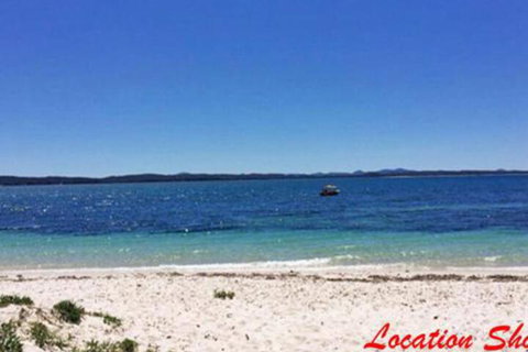 Aislinn 3 / 273 Corrie Parade Air Con Water Views BBQ - Accommodation Sunshine Coast 4