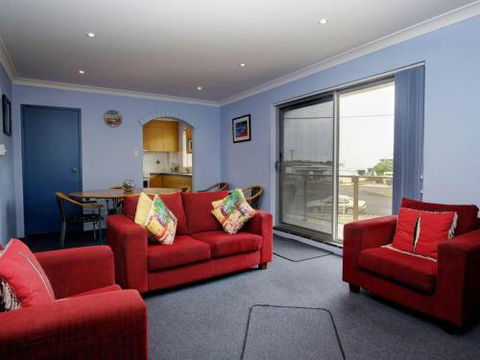 Anchorage 7 Beautifully Renovated Close To Rockpool - Accommodation Sunshine Coast 6