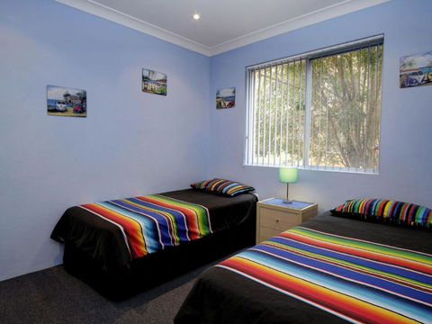 Anchorage 7 Beautifully Renovated Close To Rockpool - Accommodation Sunshine Coast 5