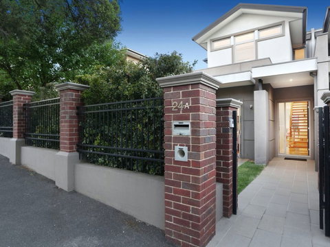 Kew Luxurious Townhouse - Accommodation Sunshine Coast 2