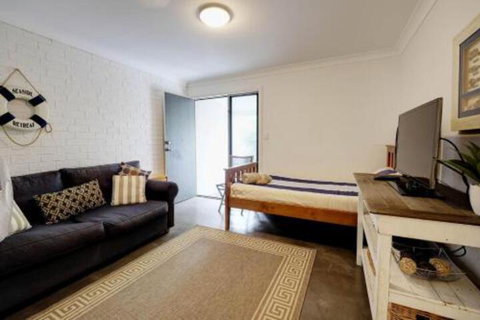 AtTHE COVE - Accommodation Sunshine Coast 7