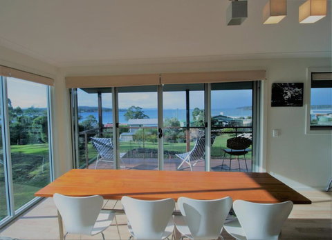 Seaview At Southport - Accommodation Sunshine Coast 3