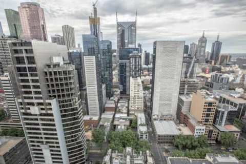 67RoseBellLv35at1bd1bthFree TramGarden - Accommodation Sunshine Coast 5