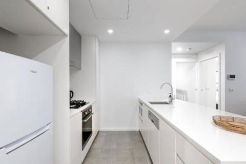 Contemporary Apartment In Newcastle CBD - Accommodation Sunshine Coast 7