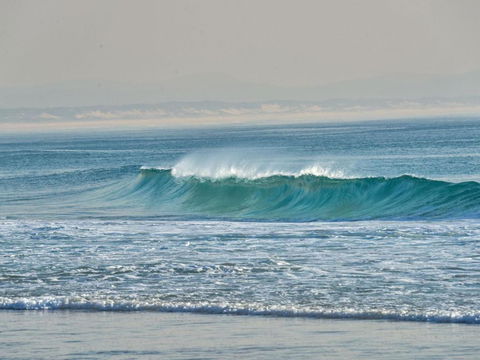Enjoy The Soothing Sea Breeze - Accommodation Sunshine Coast 6