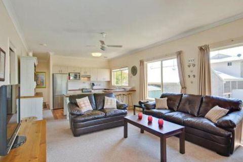 Just 4 Fun - Accommodation Sunshine Coast 0