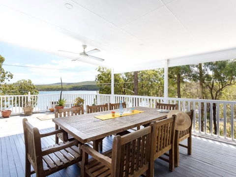 Perfect Seclusion Top Level Only - Accommodation Sunshine Coast 3