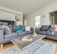 Marina View Apartment - Accommodation Sunshine Coast