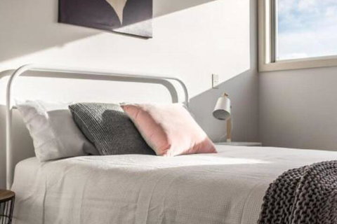 Marina View Apartment - Accommodation Sunshine Coast 1