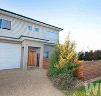 Adelphi Views on Luton Woodlands - Accommodation Sunshine Coast