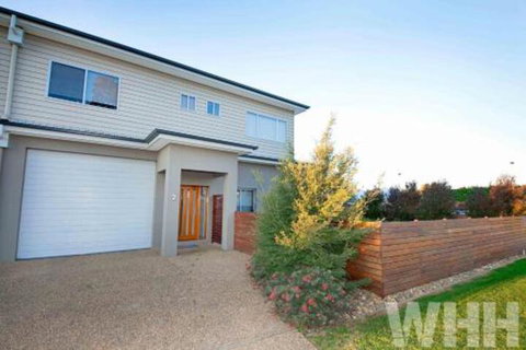 Adelphi Views On Luton Woodlands - Accommodation Sunshine Coast 0