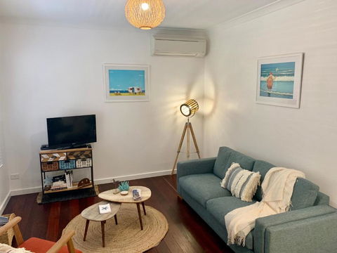 Yaringa Cottage...by The Sea - Accommodation Sunshine Coast 3