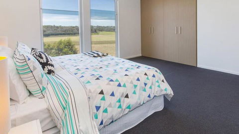 ST ANDREWS BEACH APARTMENT 4.01 - Accommodation Sunshine Coast 7