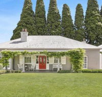 Nattai Lodge house  cottage in beautiful garden - Accommodation Sunshine Coast