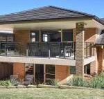 Sunset over Neptune pet friendly 5 min to beach - Accommodation Sunshine Coast