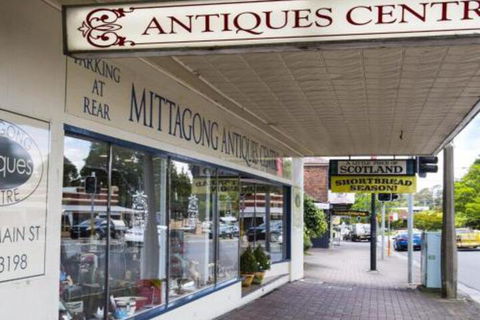 Treetops Elegant Inviting Designer Cedar Home - Accommodation Sunshine Coast 5