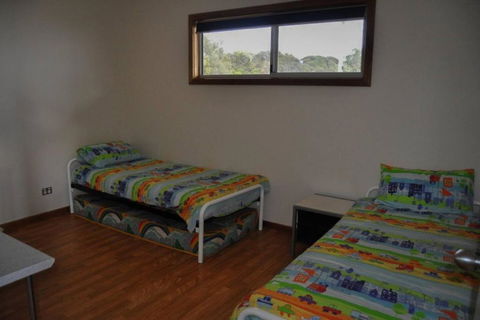 Rest A Shore Coffin Bay - Accommodation Sunshine Coast 4