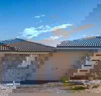 Peaceful 2kingbed Rootyhill Townhouse Near Station - Accommodation Sunshine Coast